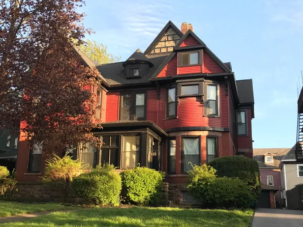 649 W Ferry St APT 4, Buffalo, NY 14222