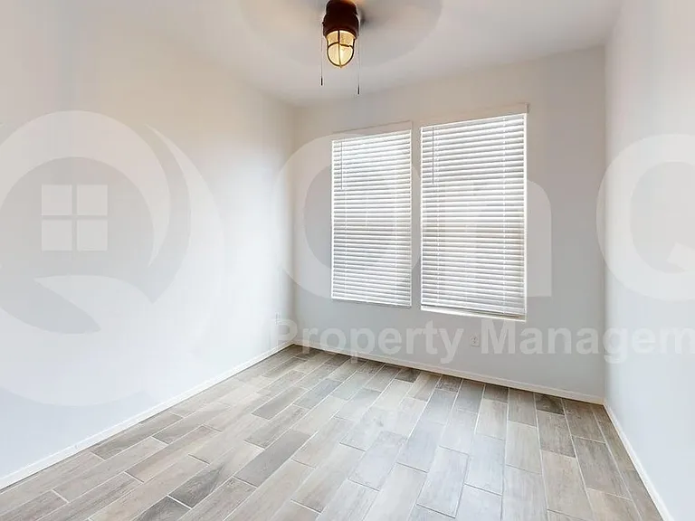 11929 E Ryscott Cir — Photo 10