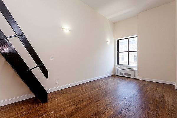 1st image of 27 W 16th St APT 6G
