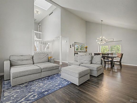 4th image of 450 Dover Court
