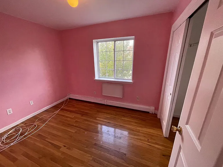 290 Balcom Ave #2 — Photo 9