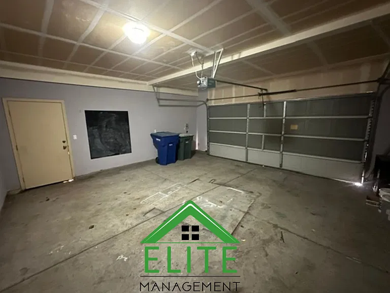 1888 Spaletta Way — Photo 3