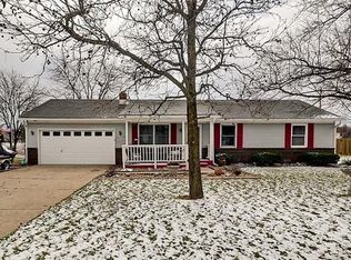 687 Boonesboro Rd, Greenwood, IN 46142