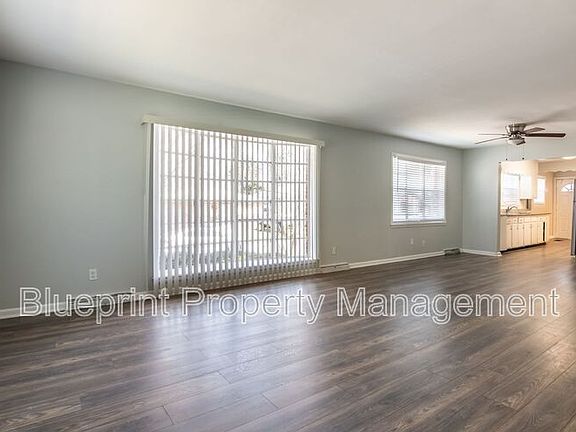 2nd image of 1501 21st St SW