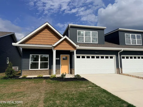 7352 Whispering Creek Ln, Powell, TN 37849