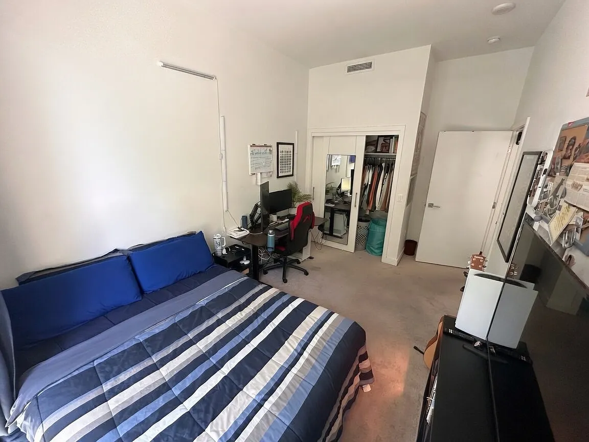 1 bed, 180 sqft, $3,295 — Photo 1