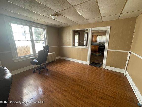 5th image of 215 Hill St #217