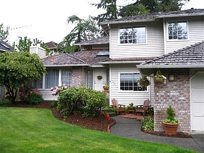 Impeccably Maintained 2 Story Home