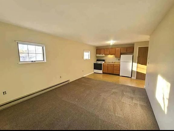 3rd image of 480 Nashua St