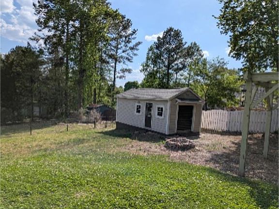 5th image of 484 Chisholm Trl