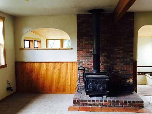 Living Room with Fireplace