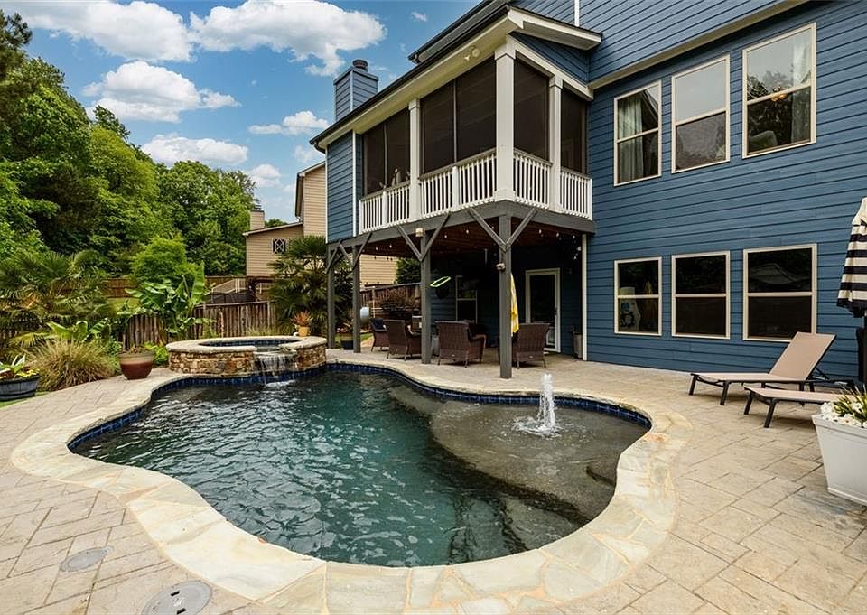 1st image of 9547 Rushmore Cir