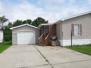 5246 Buckingham Ave, Portage, IN 46368