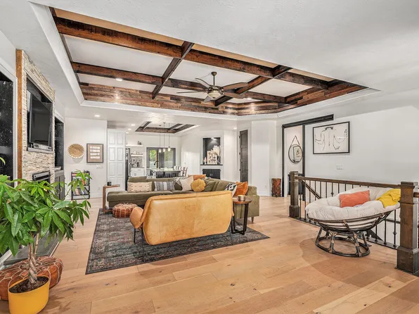 7812 S Tuscan Club Cir, Sioux Falls, SD 57108