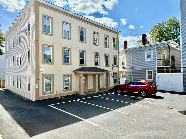 135 Orange St #3A — Photo 1