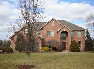 100 Willoughby Ct, Venetia, PA