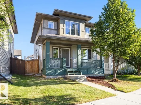 1526 35b Ave NW, Edmonton, AB T6T 0M7