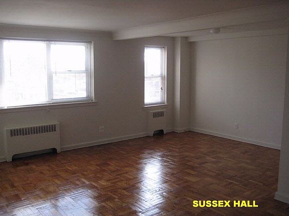 4th image of 16605 Highland Ave APT 1s