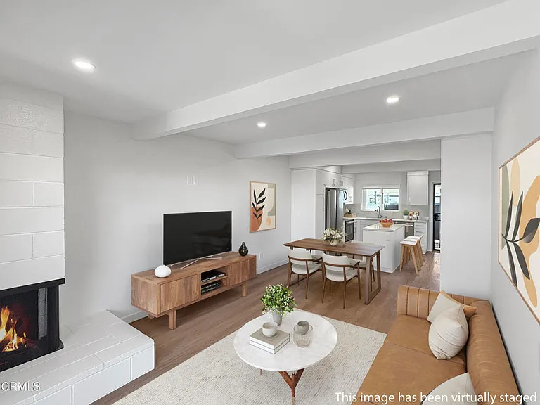 61 Redwood Ave — Photo 10