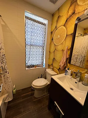 Rented by Delmark Realty LLC | media 27