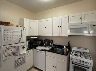 116 Hemenway St APT 3E, Boston, MA 02115
