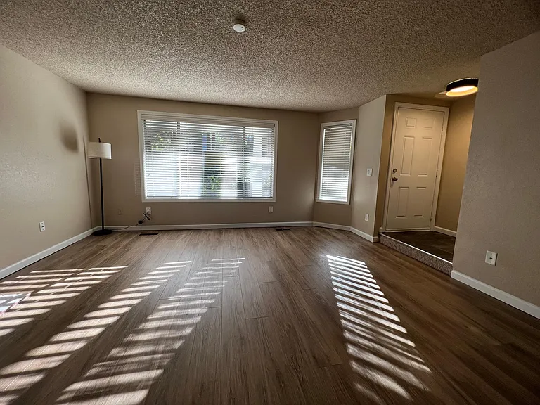 3413 70th Avenue Ct W — Photo 3