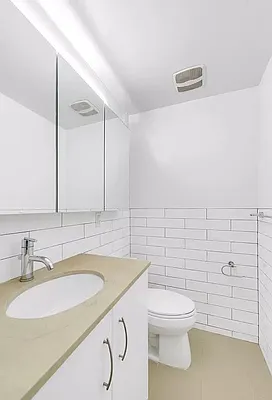 Rented by REAL New York | media 5