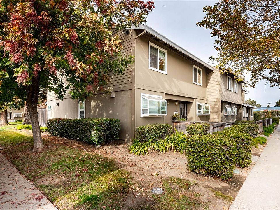 1st image of 5577 Hillsdale Blvd APT 4
