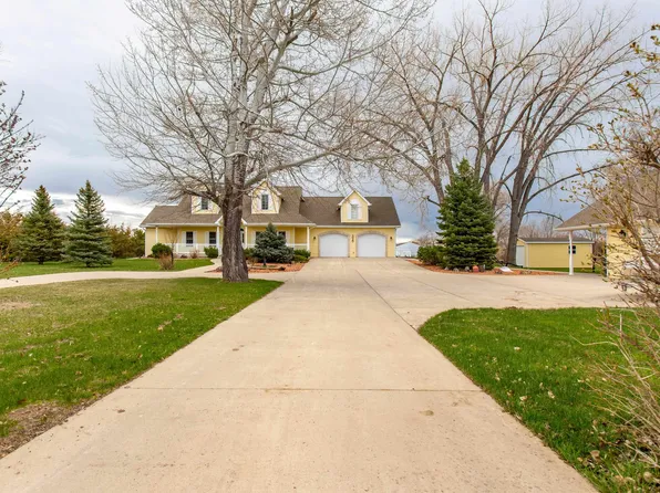 3020 Crane Dr, Rapid City, SD 57703