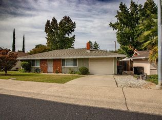 1521 Sierra Gardens Dr, Roseville, CA