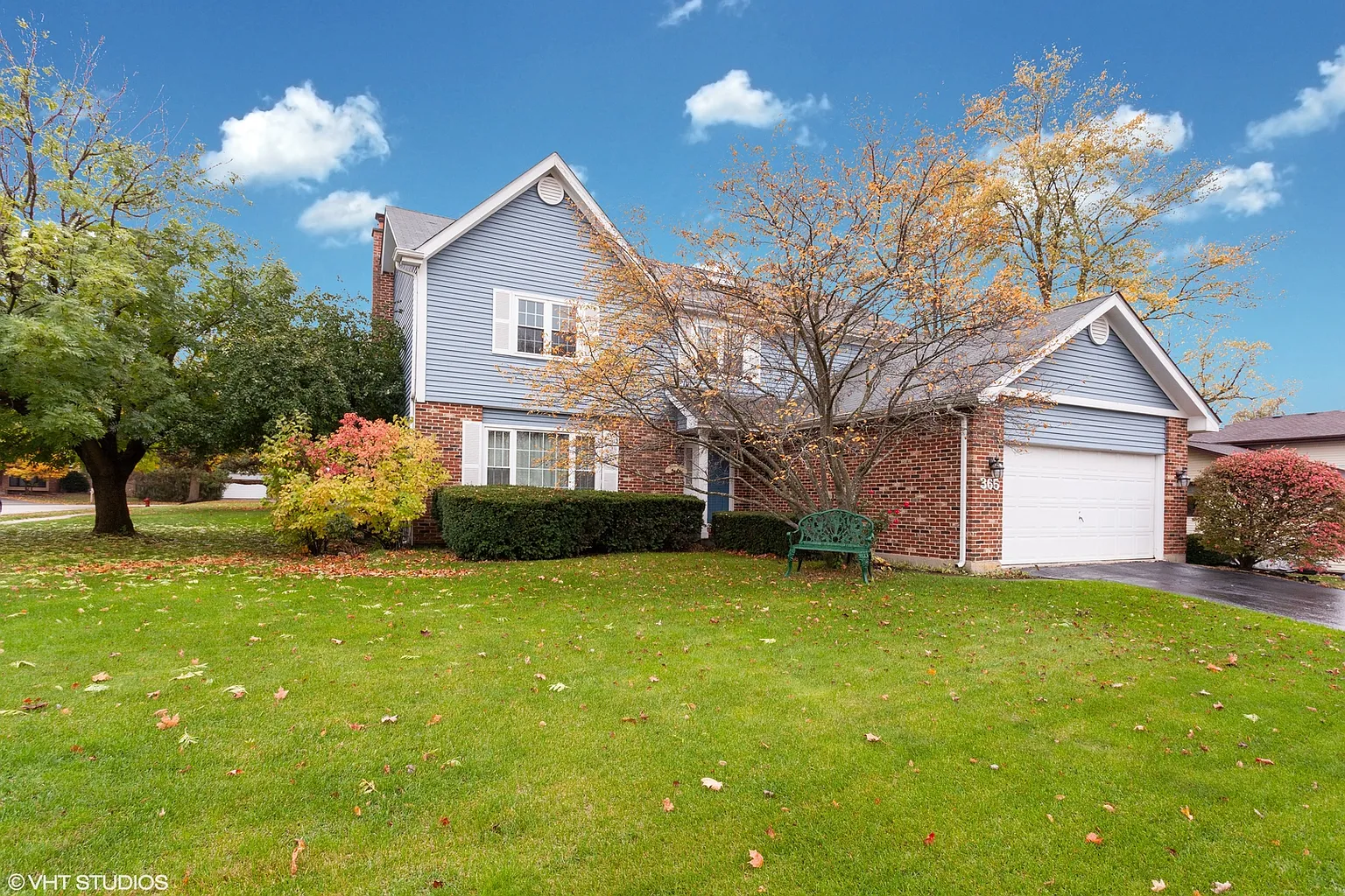 365 Mayfair Dr photo 1