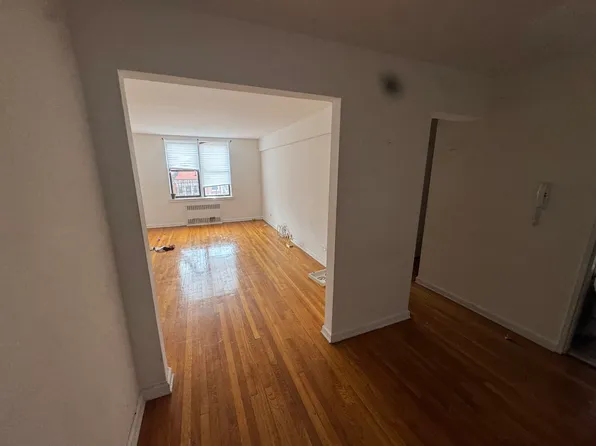 99-06 58th Ave #2-B, Corona, NY 11368