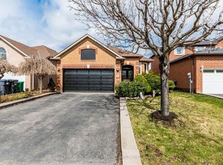 60 Red Maple Dr, Brampton, ON L6X 4M1