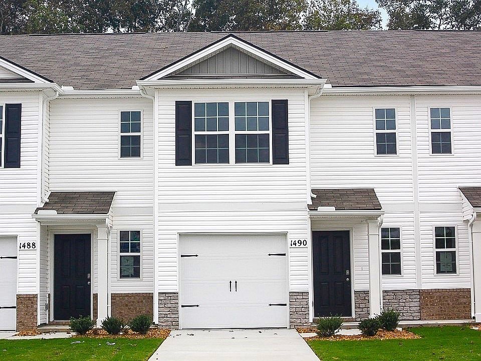 1st image of 1447 Lexington Way