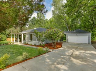 5915 SW Haines St, Portland, OR 97219