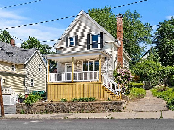 3rd image of 28 Hawthorne St