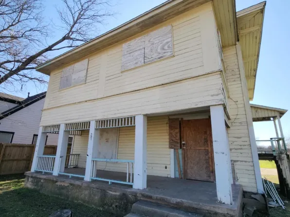 701 S 9th St, Waco, TX 76706