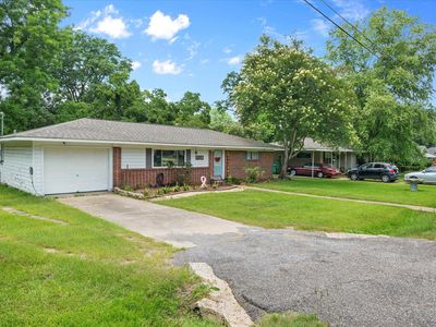 105 Anne St, Petal, MS, 39465