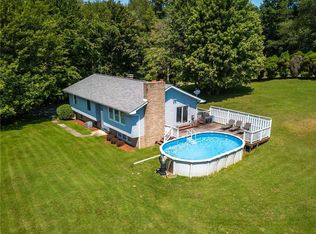 119 Laura Dr, Clinton, PA 15026