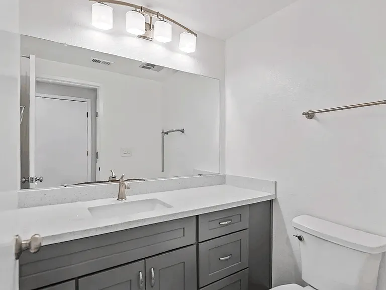 2930 Vista Creek Dr — Photo 11