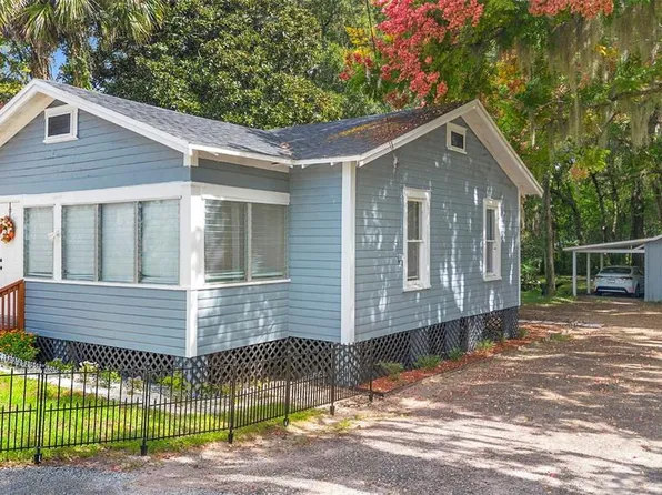 135 S Arlington Ave, Deland, FL 32724