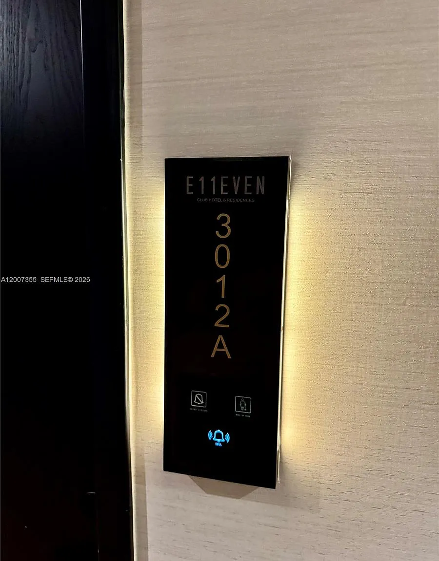 Studio, 1.0 bath, 275 sqft, $2,800 — Photo 2