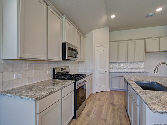 2nd image of 13523 Valjean Avenue