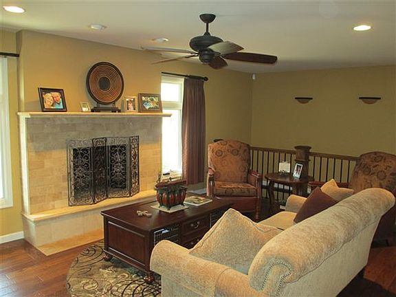 6305 E 17th North, Living Room