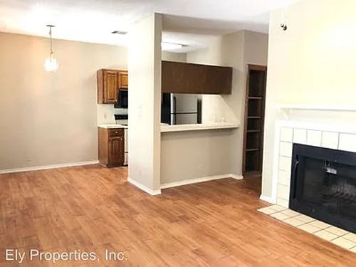 914 W 26th St #106 Photo 1