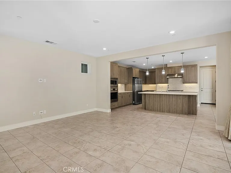 6795 Solterra Vista Pkwy — Photo 7