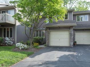 38 Roberts Cir, Basking Ridge, NJ 07920