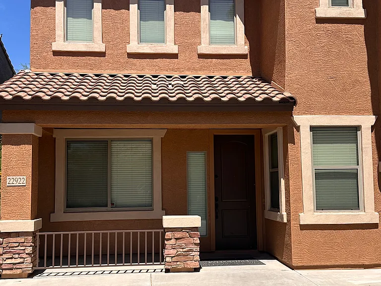 22922 N 40th Pl — Photo 24