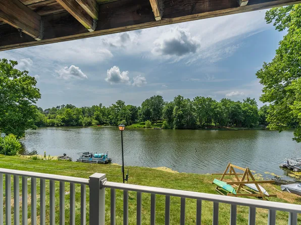 2414 Lake Park Rd APT 2205, Lexington, KY 40502