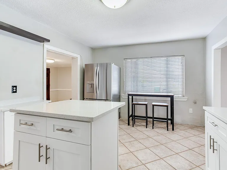 2514 W Gray St — Photo 15